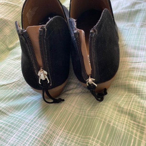 Kenneth Cole Reaction Size 9 Black Suede - Picture 5 of 8